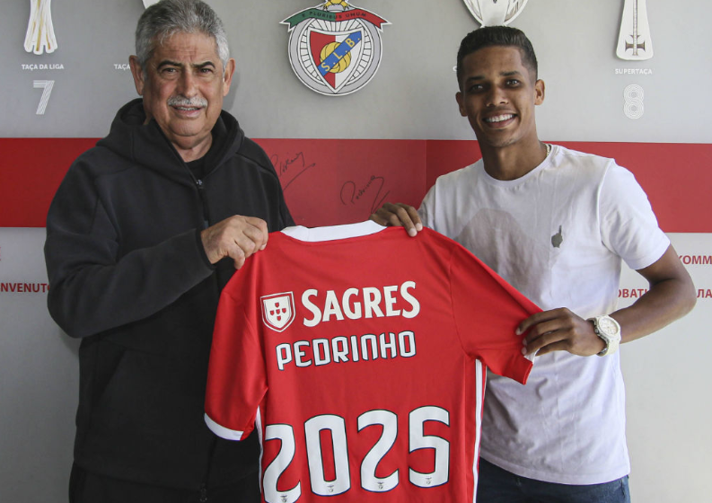 Benfica confirma contratação de Pedrinho por 20 milhões de euros