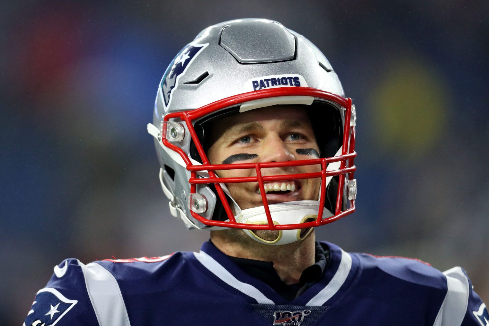 Tom Brady deixa NFL em choque ao anunciar saída dos Patriots