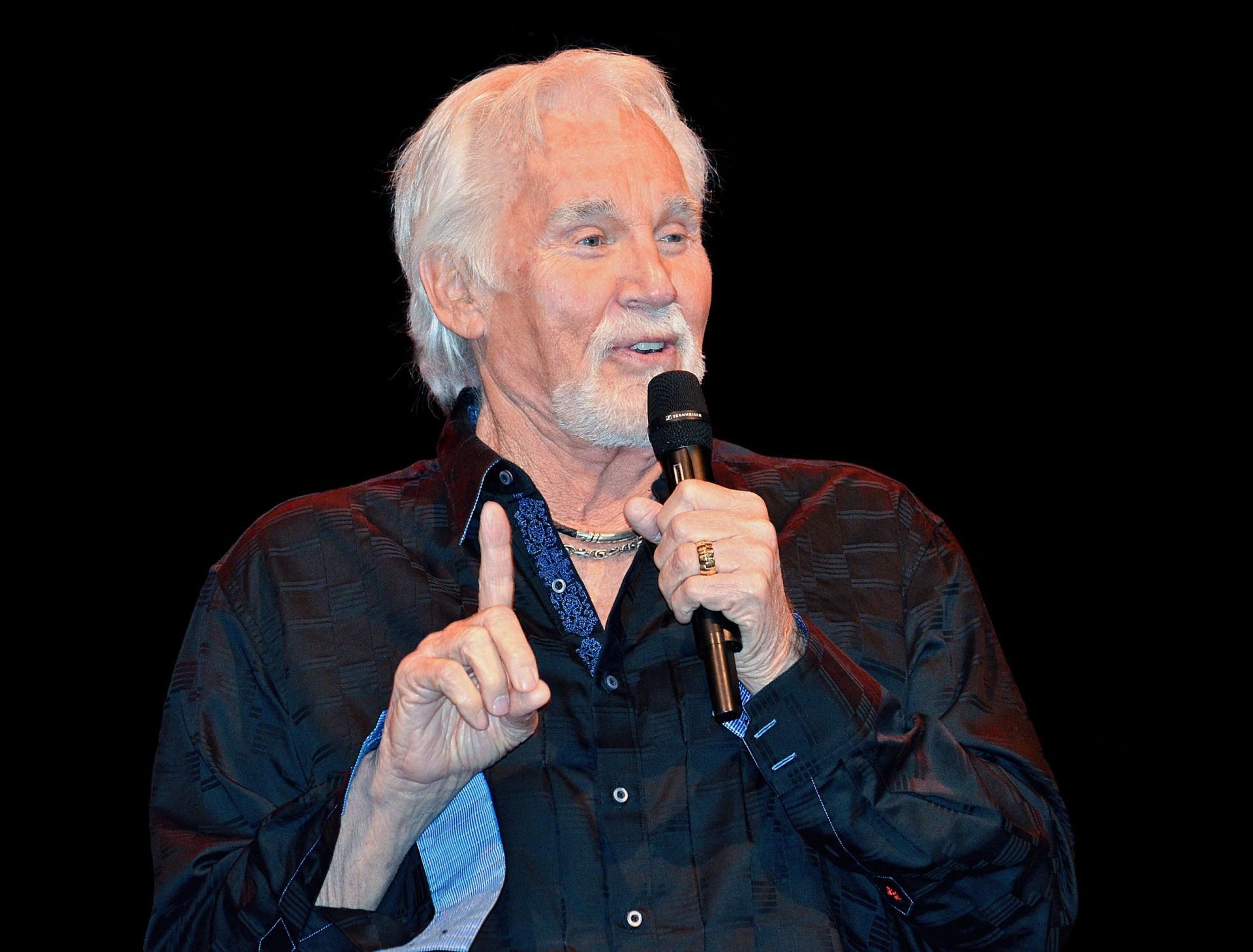 Kenny Rogers morre aos 81 anos