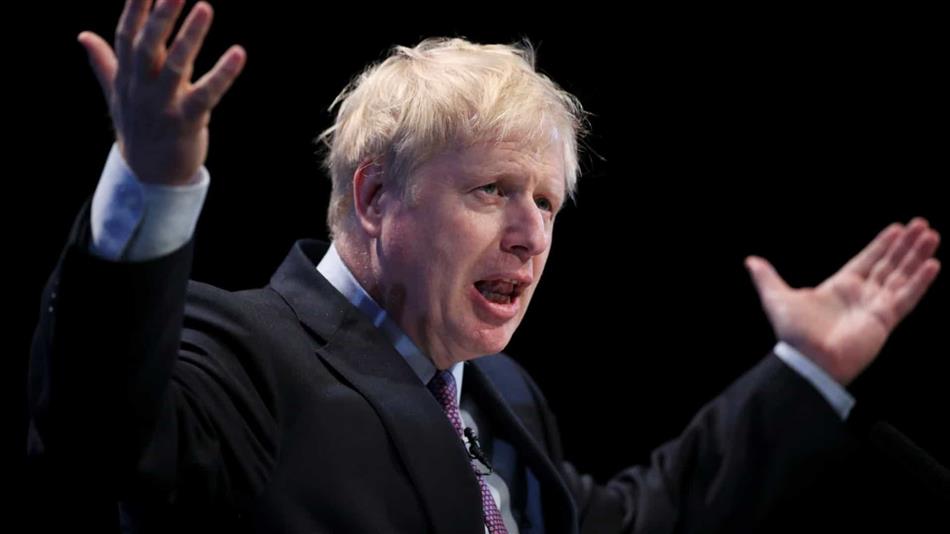 Boris Johnson ordena por fim aos britânicos que se isolem nas suas casas