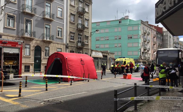 138 dos hóspedes retirados do hostel na Morais Soares em Lisboa acusaram positivo para covid-19