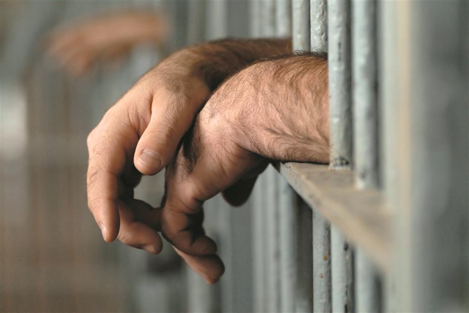 Marcelo concedeu 14 indultos a reclusos em situações de risco