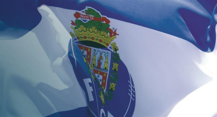 Nuno Lobo entregou assinaturas para ser candidato à presidência do FC Porto