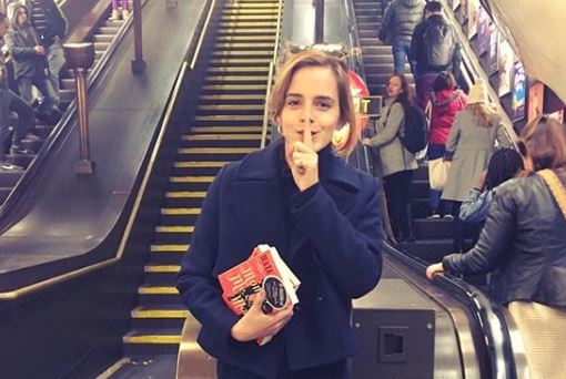 Emma Watson reage a declaraçõeos polémicas de J.K. Rowling