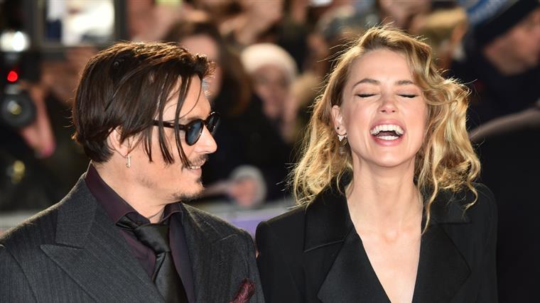 Johnny Depp acusa Amber Heard de manter relacionamento a três com outras duas celebridades quando eram casados