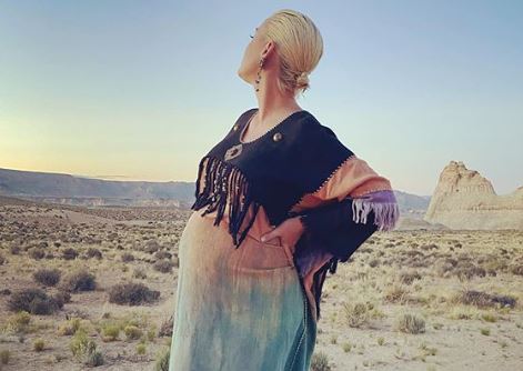 No fim da gravidez, Katy Perry fala sobre escolha do nome da filha