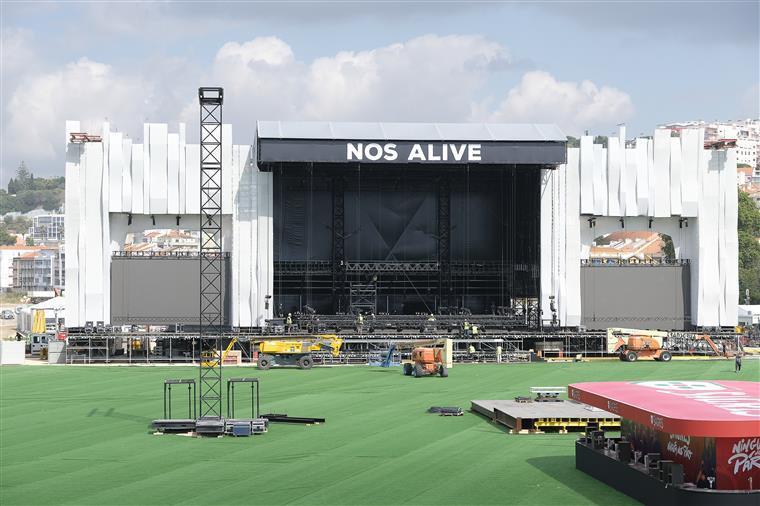 NOS Alive anuncia reembolso dos bilhetes a partir de 25 de julho de 2021