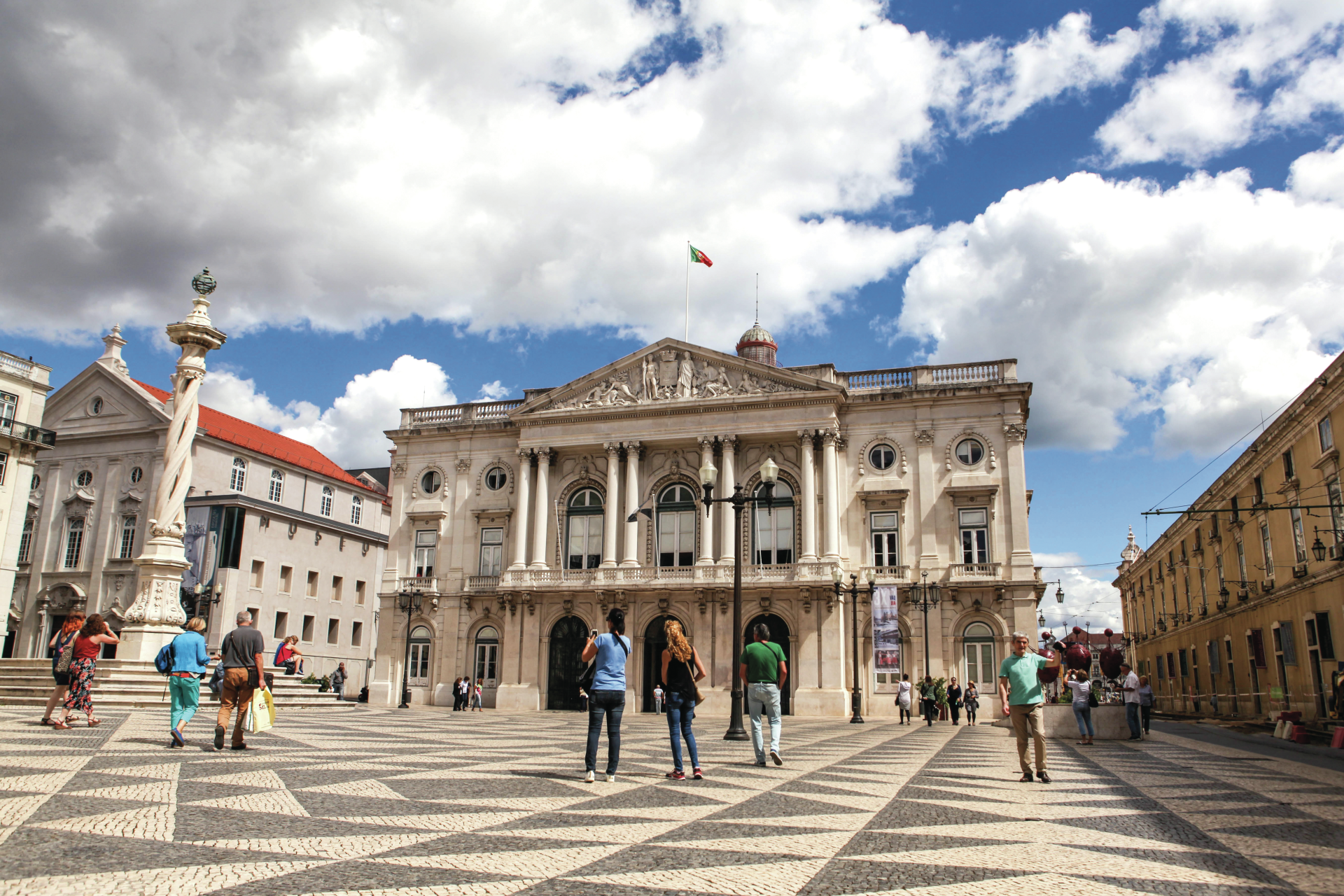 CDS pediu lista de ajustes diretos da Câmara de Lisboa