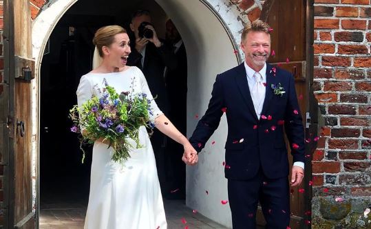 Primeira-ministra dinamarquesa casou-se hoje após remarcar cerimónia três vezes