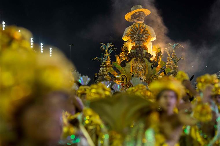 Carnaval de São Paulo adiado devido à covid-19