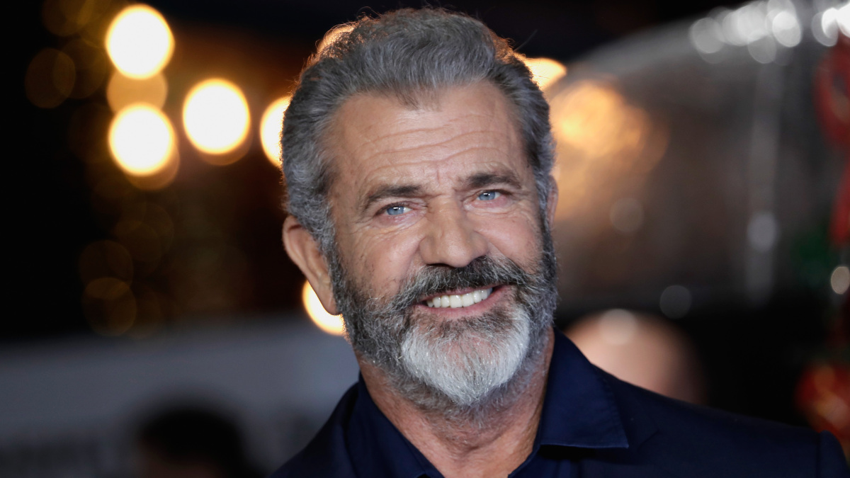 Mel Gibson esteve internado durante uma semana devido a covid-19