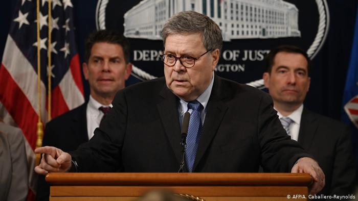 Procurador-geral dos EUA diz que se vai opor &#8220;com veemência&#8221; a um eventual perdão a Snowden