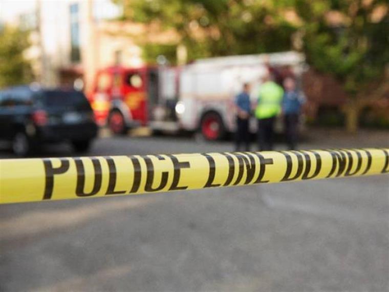 Tiroteio em Nova Iorque provoca morte de dois jovens e deixa 14 pessoas feridas