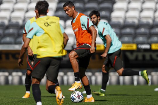 Seleção treinou antes da ida para a Suécia. Ronaldo está de volta