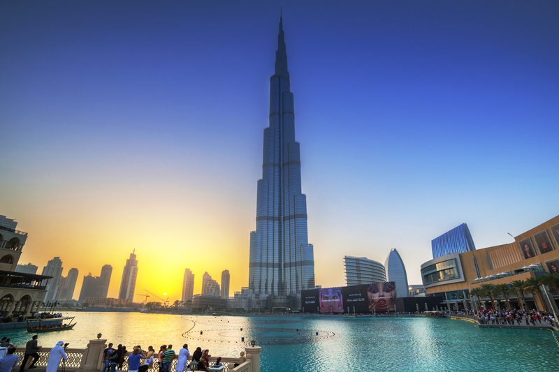 Emirados Árabes Unidos reduzem semana de trabalho e atrasam fim de semana