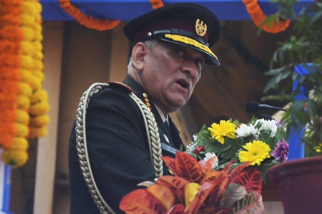 Chefe do Estado-Maior do Exército indiano morto em acidente de helicóptero