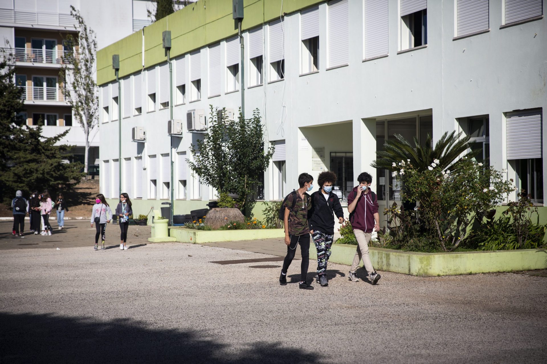 Escola vandalizada em Chaves deixa centenas de alunos sem aulas