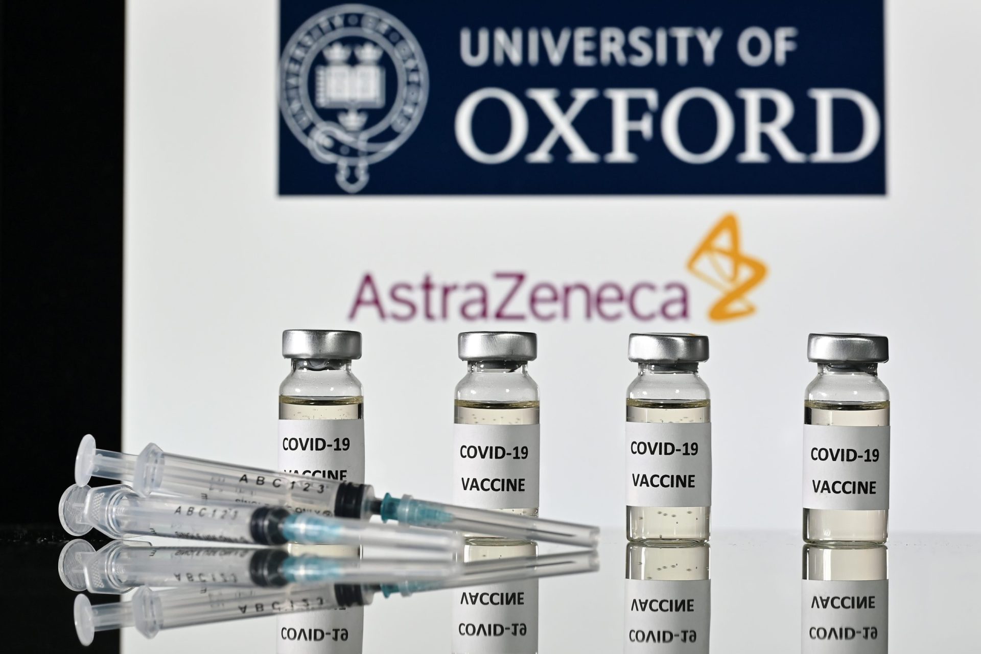OMS aprova vacina da AstraZeneca contra a covid-19
