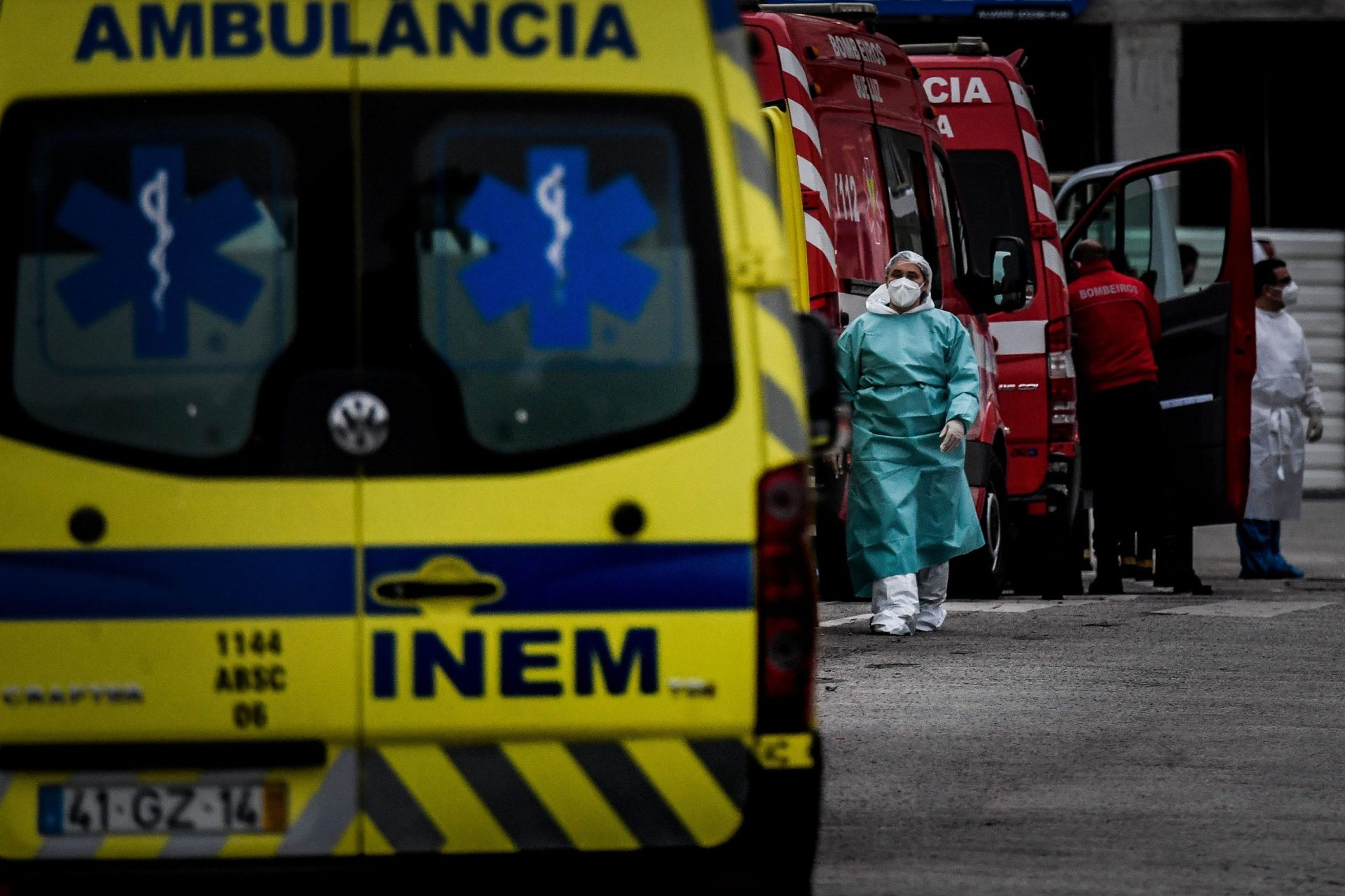 Governo alemão vai enviar 26 profissionais de saúde e equipamento médico para Portugal esta quarta-feira