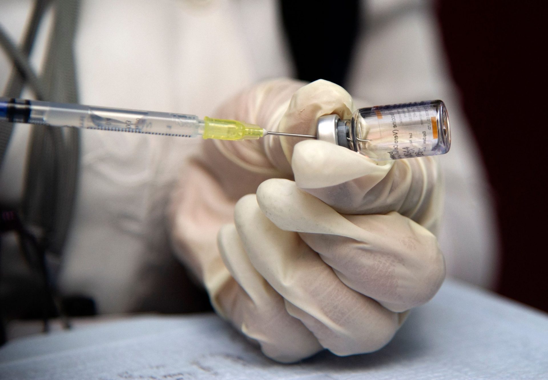 Hungria vai começar a imunizar população com vacina chinesa contra a covid-19