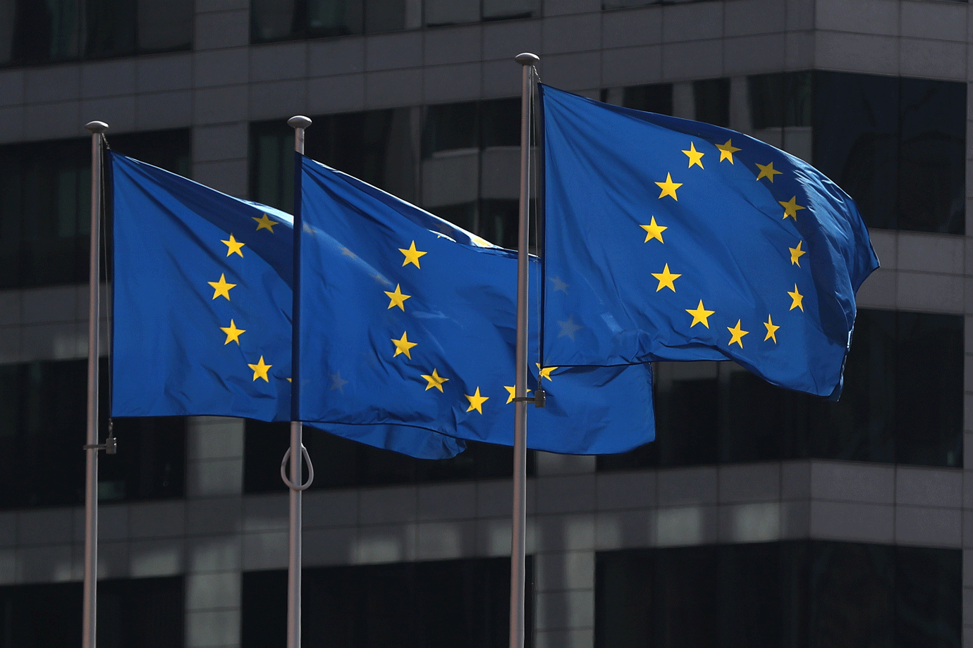 UE pede explicações a seis Estados-membros sobre restrições de combate à pandemia