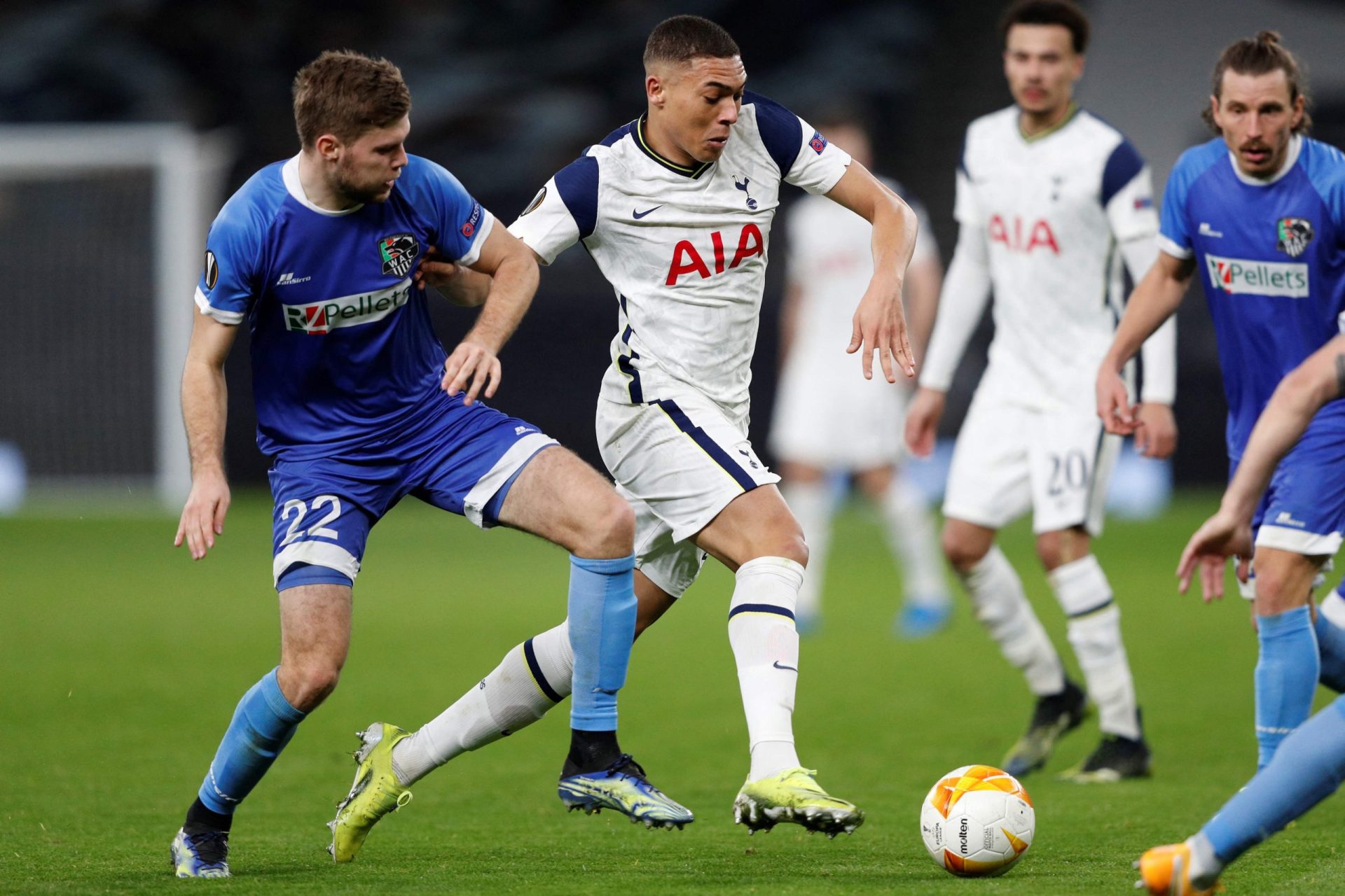 Tottenham segue folgadamente para os ‘oitavos’ da Liga Europa