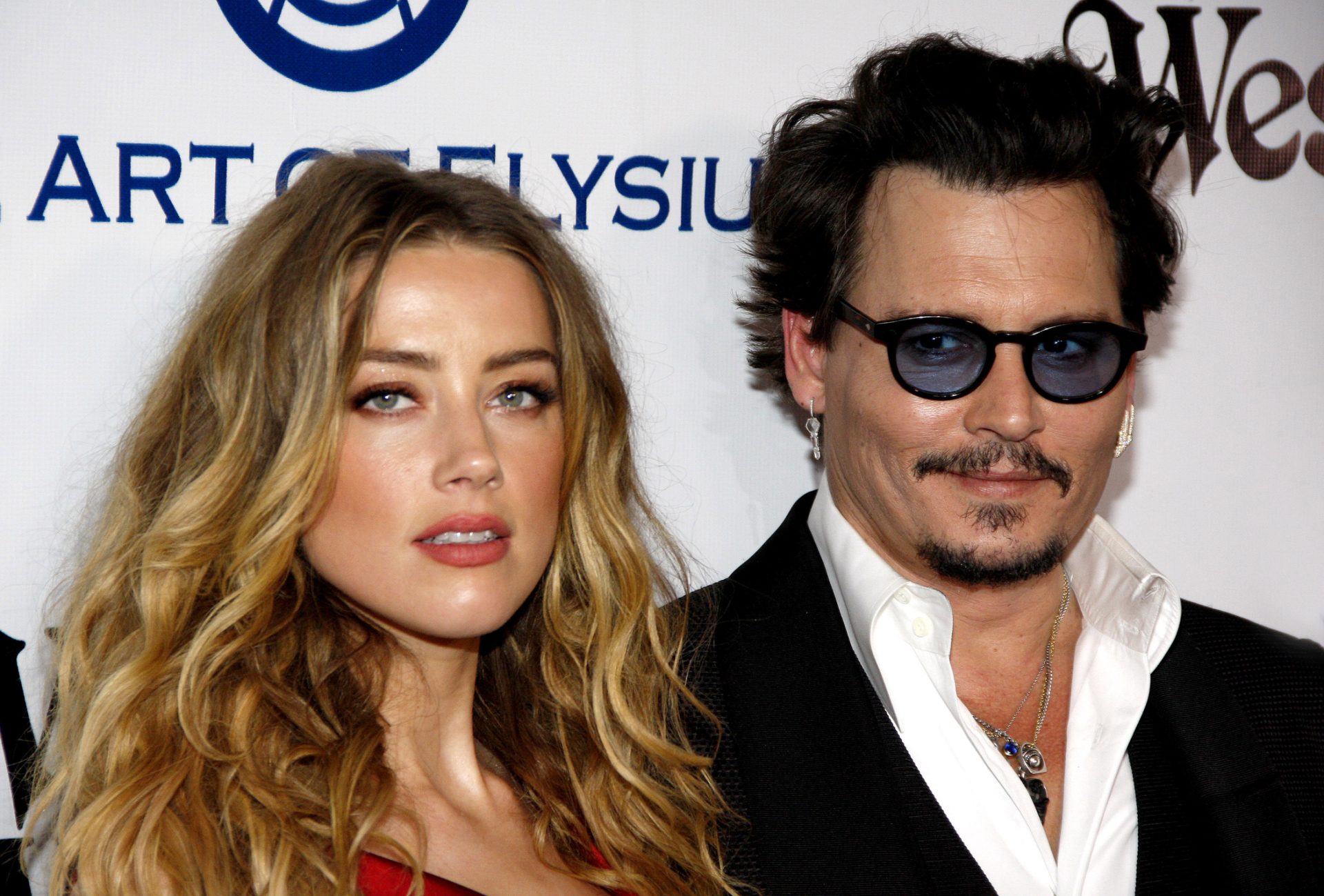 Julgamento de difamação de Johnny Depp contra Amber Heard adiado para 2022