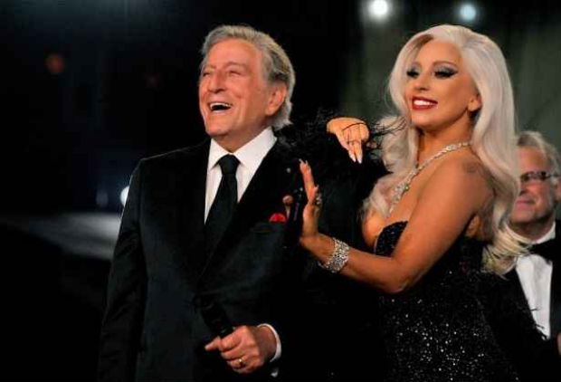 Esposa de Tony Bennett revela que o cantor ainda reconhece Lady Gaga
