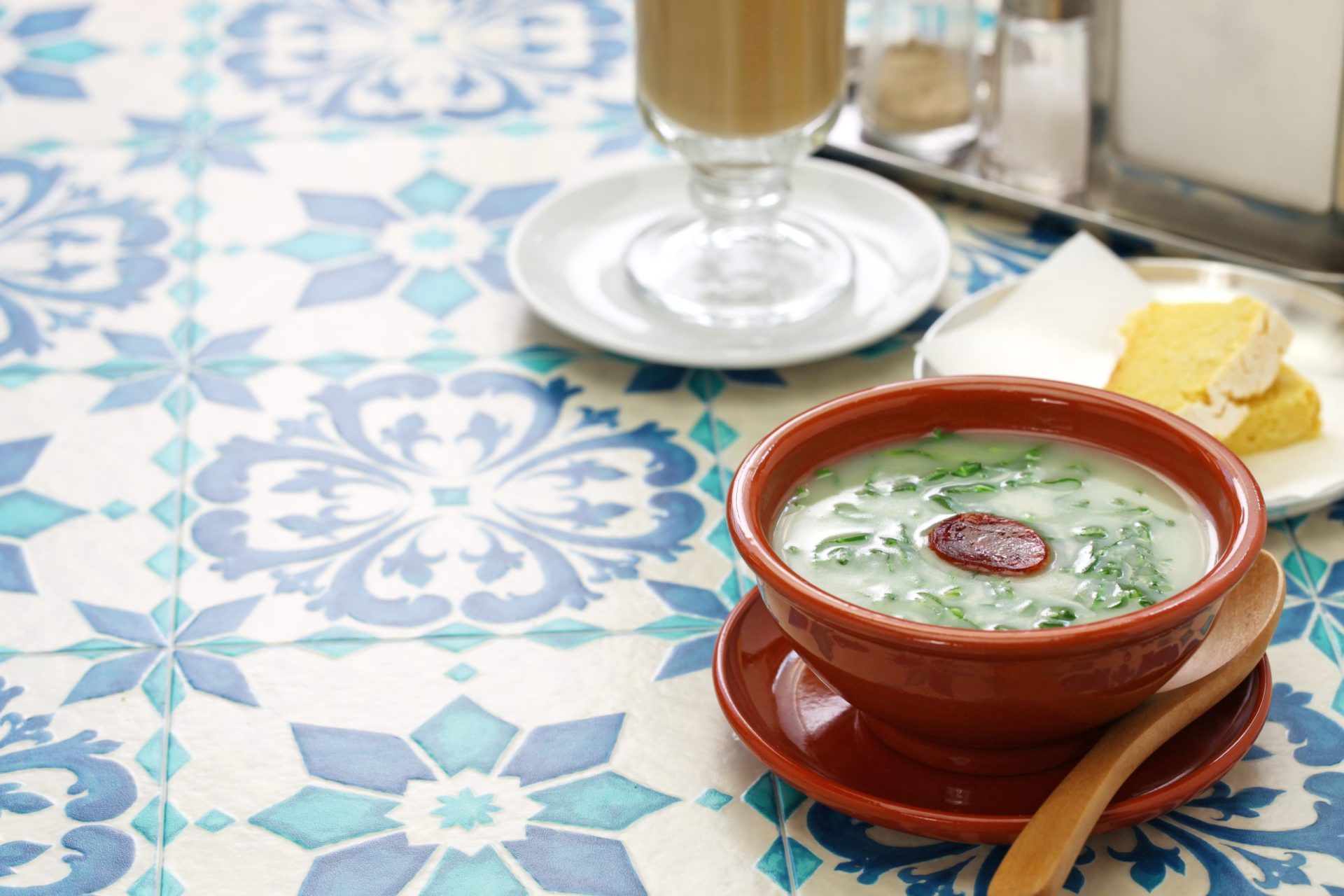 Caldo Verde foi eleito pela CNN como uma das 20 melhores sopas do mundo