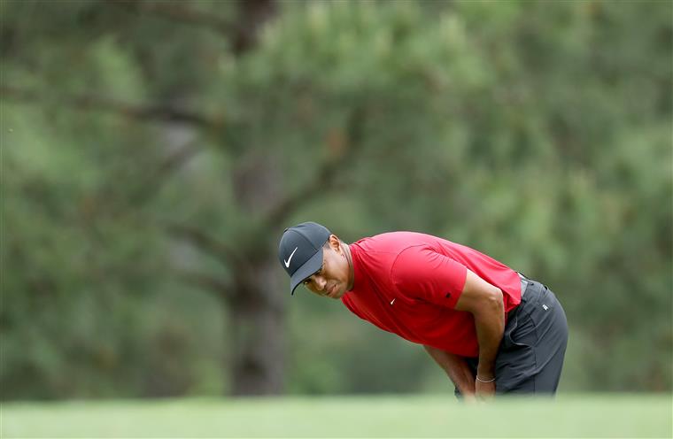 Tiger Woods está de regresso a casa após grave acidente