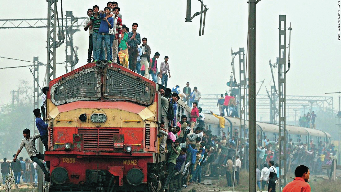 Índia. Comboios e comboios pontualmente fora de horas