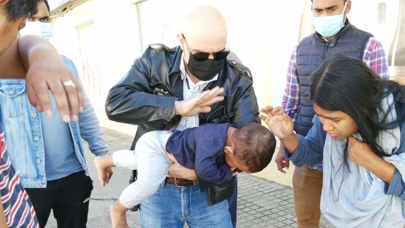 Militar da GNR salva criança em asfixia após pedido de ajuda dos pais