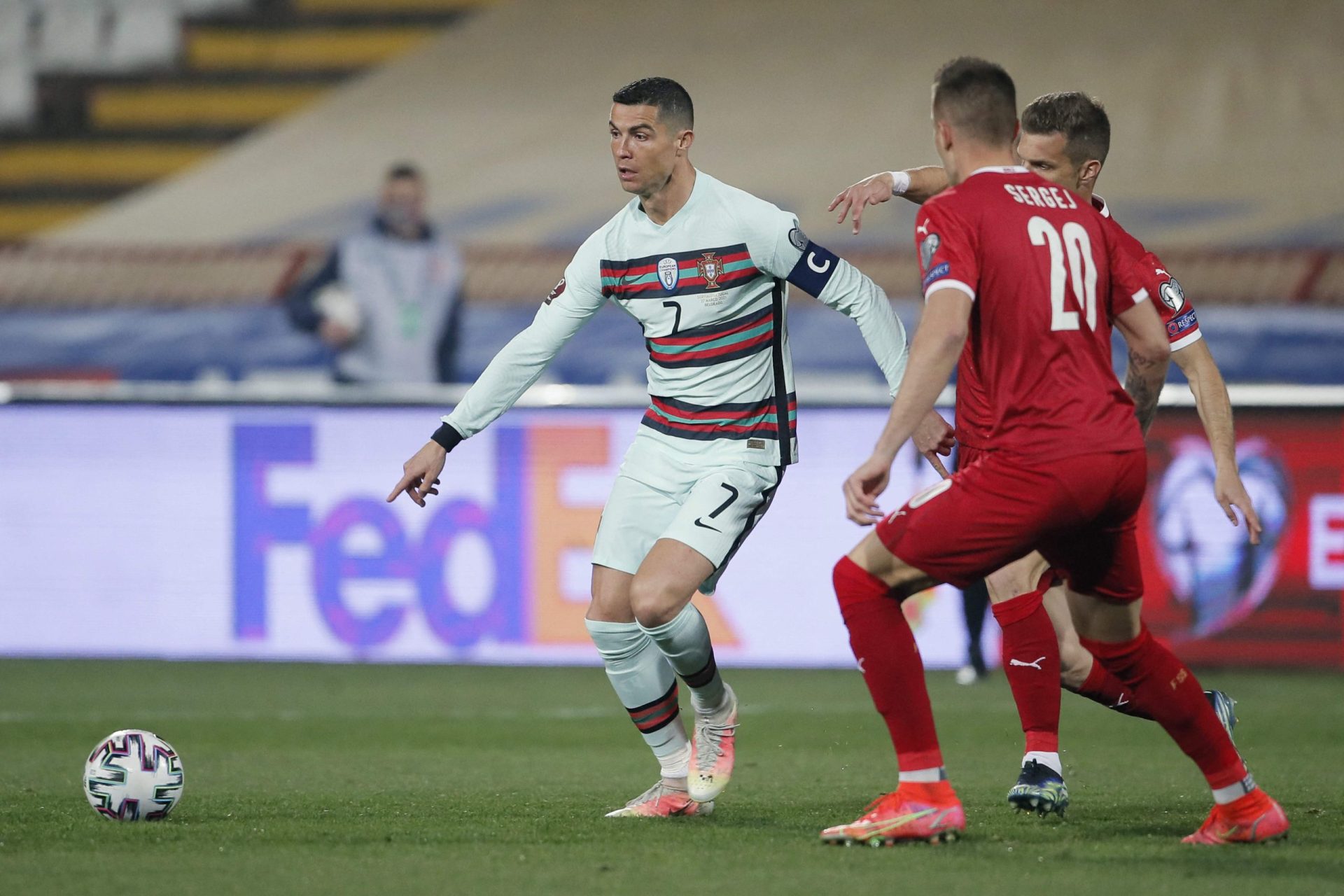 Portugal empata frente à Sérvia em Belgrado