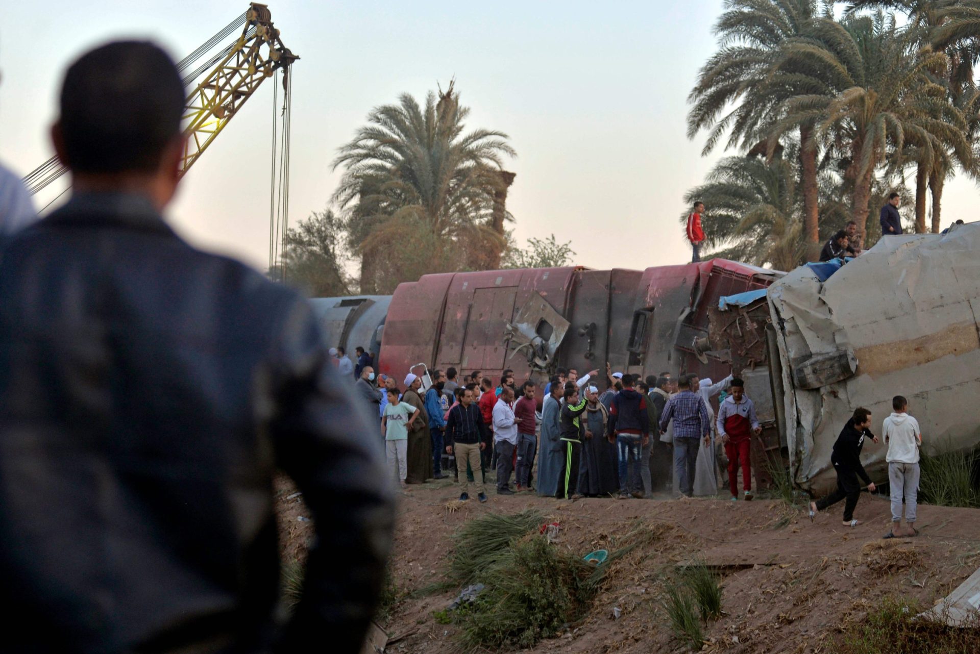 Oito detidos pelo acidente ferroviário que matou 18 pessoas no Egito