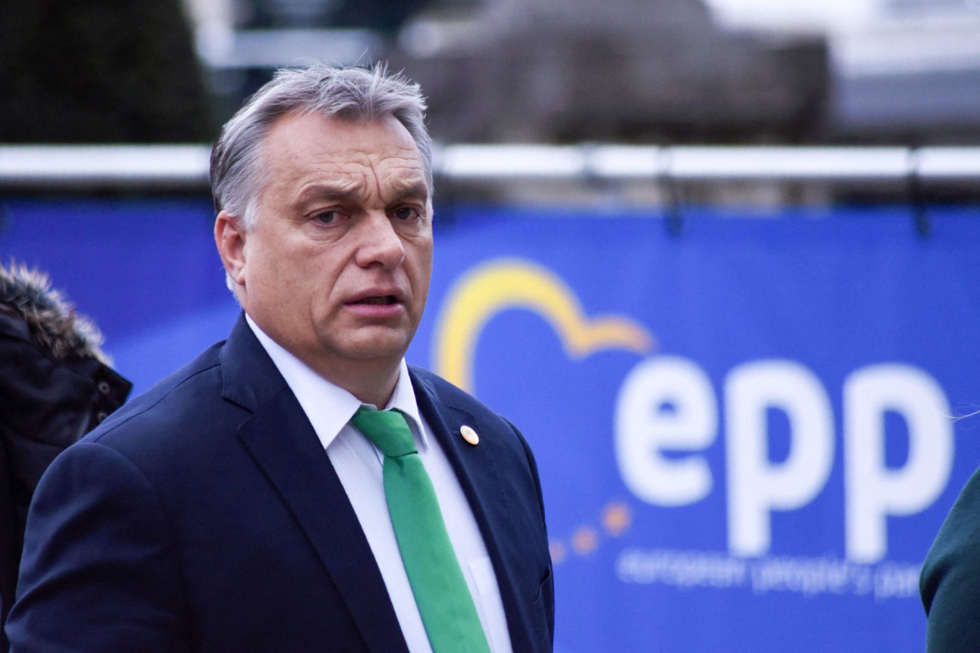 Fidesz de Órban abandona bancada do PPE