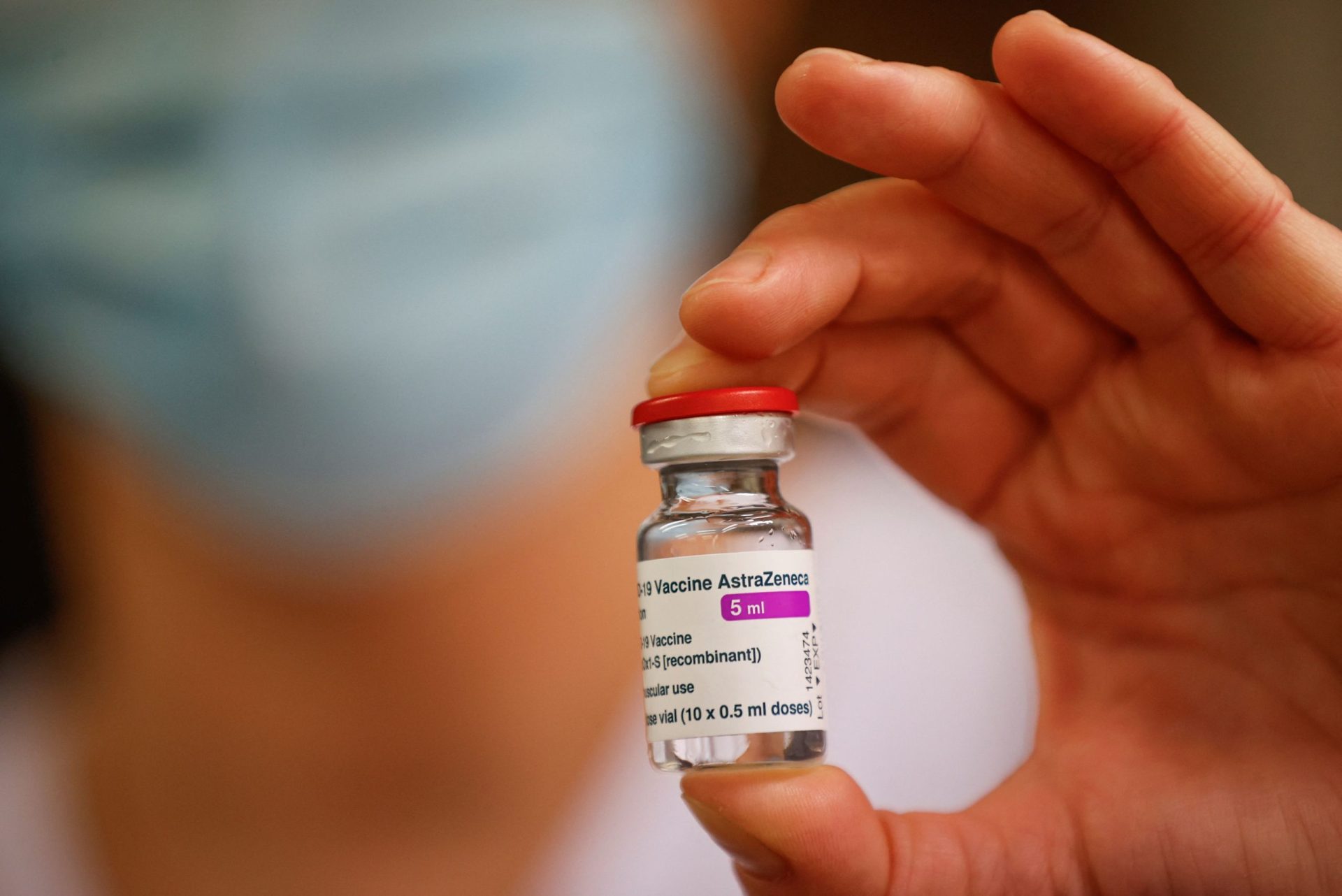 DGS admite substituir 2.ª dose da AstraZeneca por outra vacina
