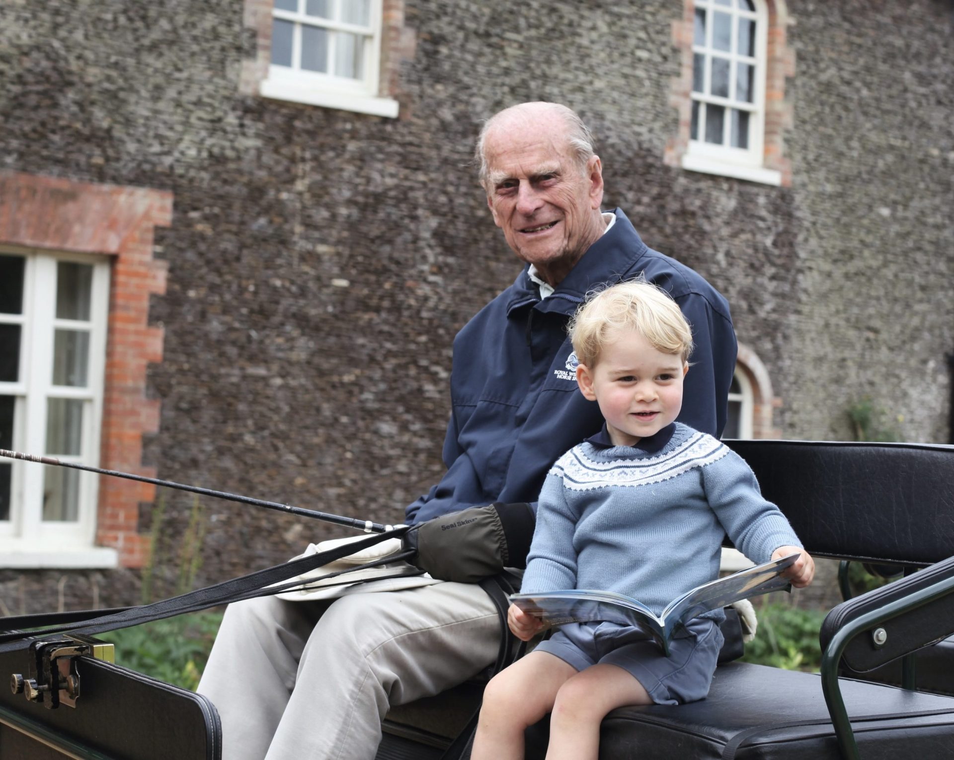 “O meu avô era um homem extraordinário”, diz Princípe William