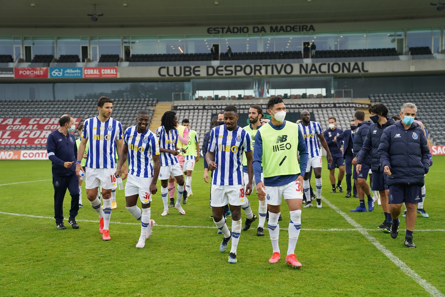 FC Porto bate Nacional e soma sexta vitória seguida