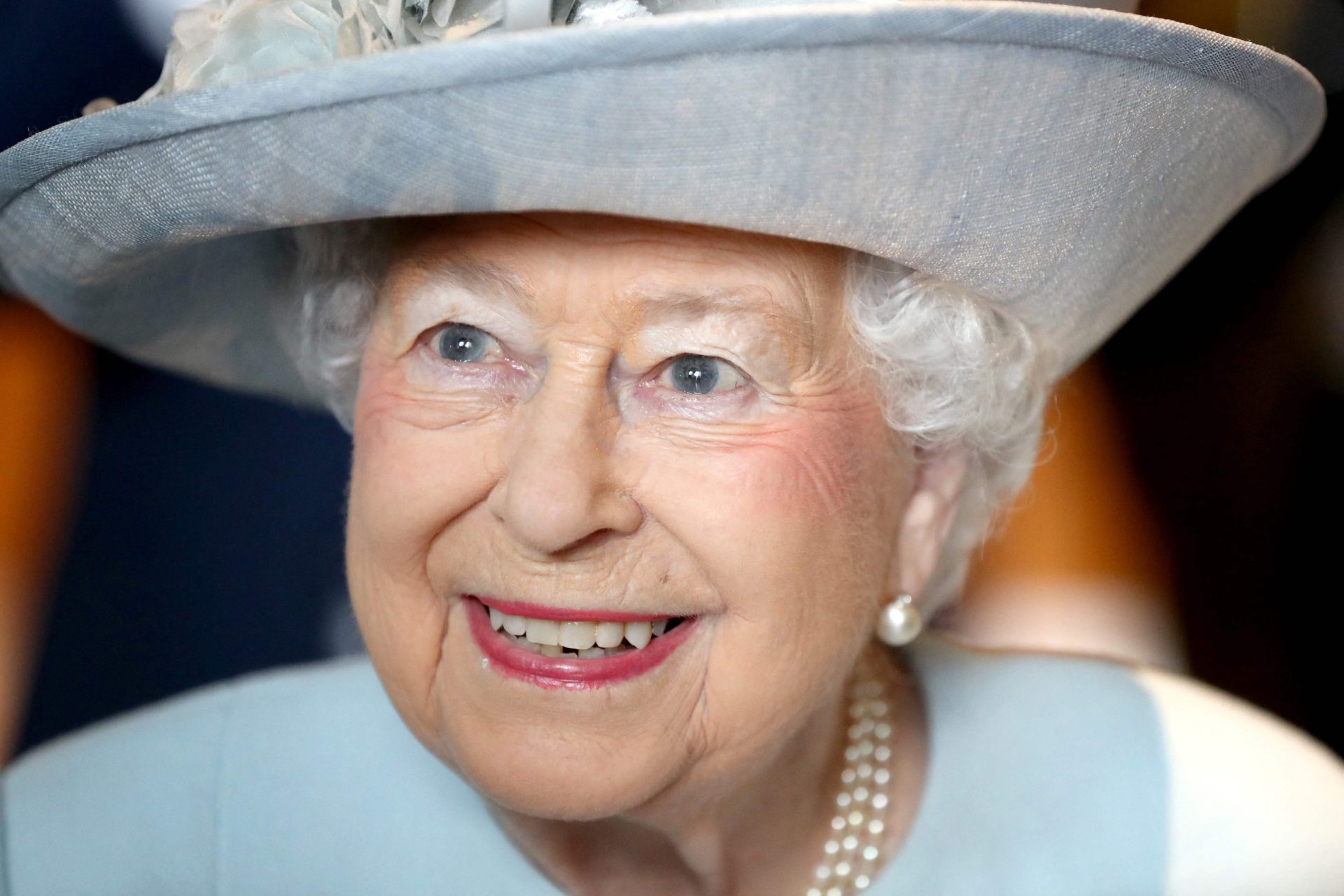 Rainha Isabel II celebra 95 anos e agradece &#8220;todo o apoio&#8221; após a morte do príncipe Filipe