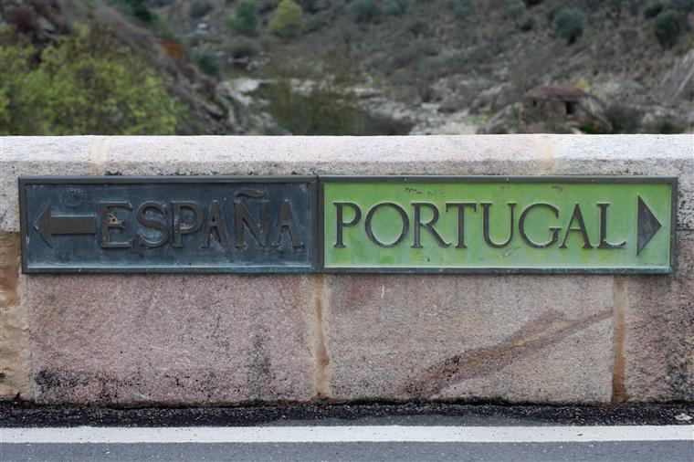 Fronteira com Espanha continua fechada até 15 de abril