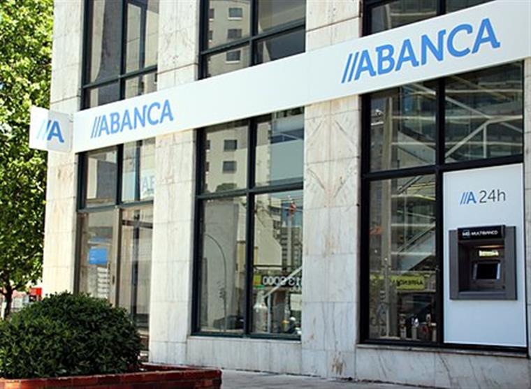 Novo Banco vende sucursal de Espanha ao Abanca