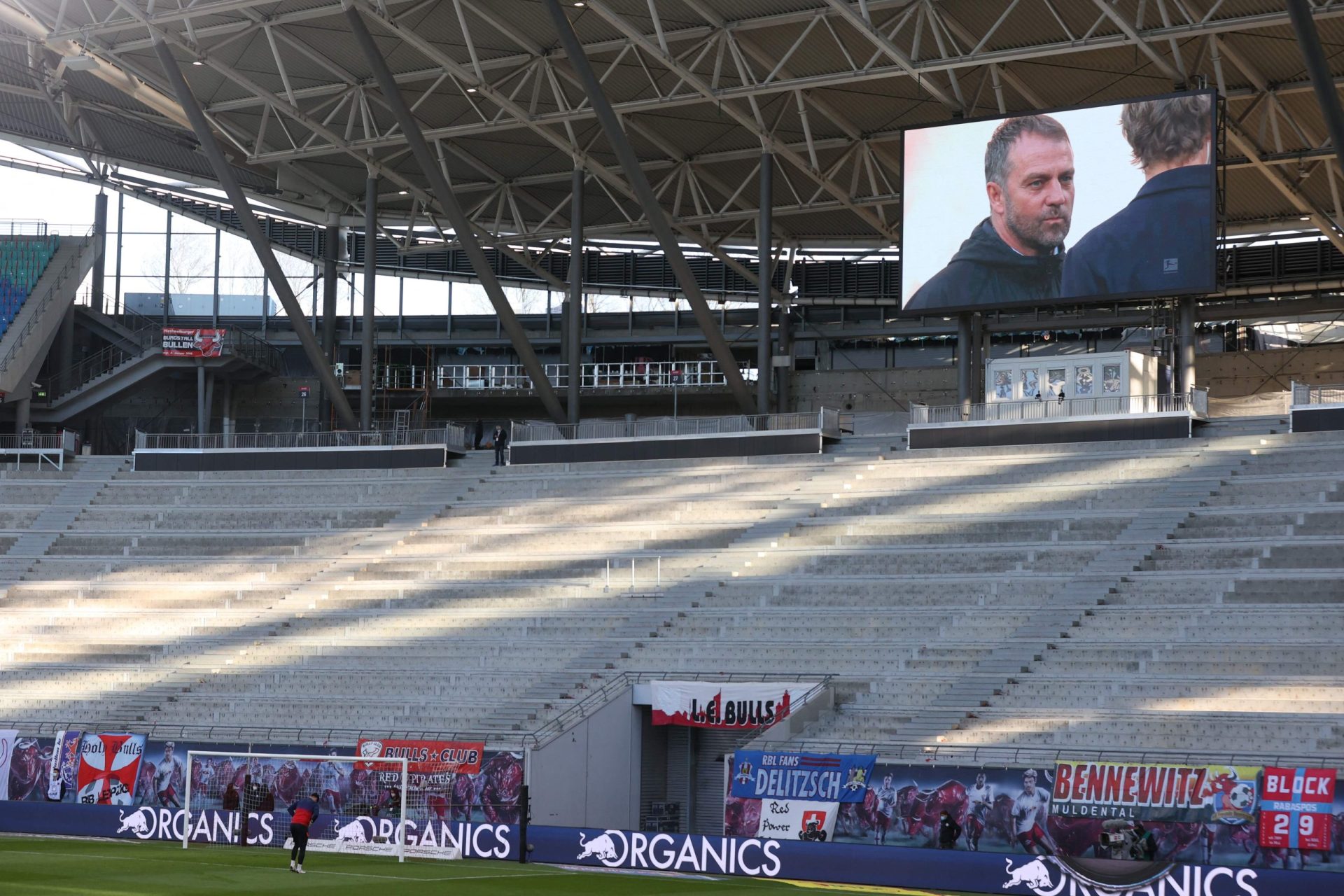 Federação alemã de Futebol quer público nos jogos em Munique
