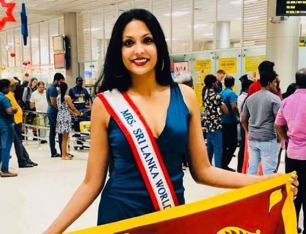 Miss Mundo arranca à força coroa da cabeça da mulher eleita miss Sri Lanka 2021