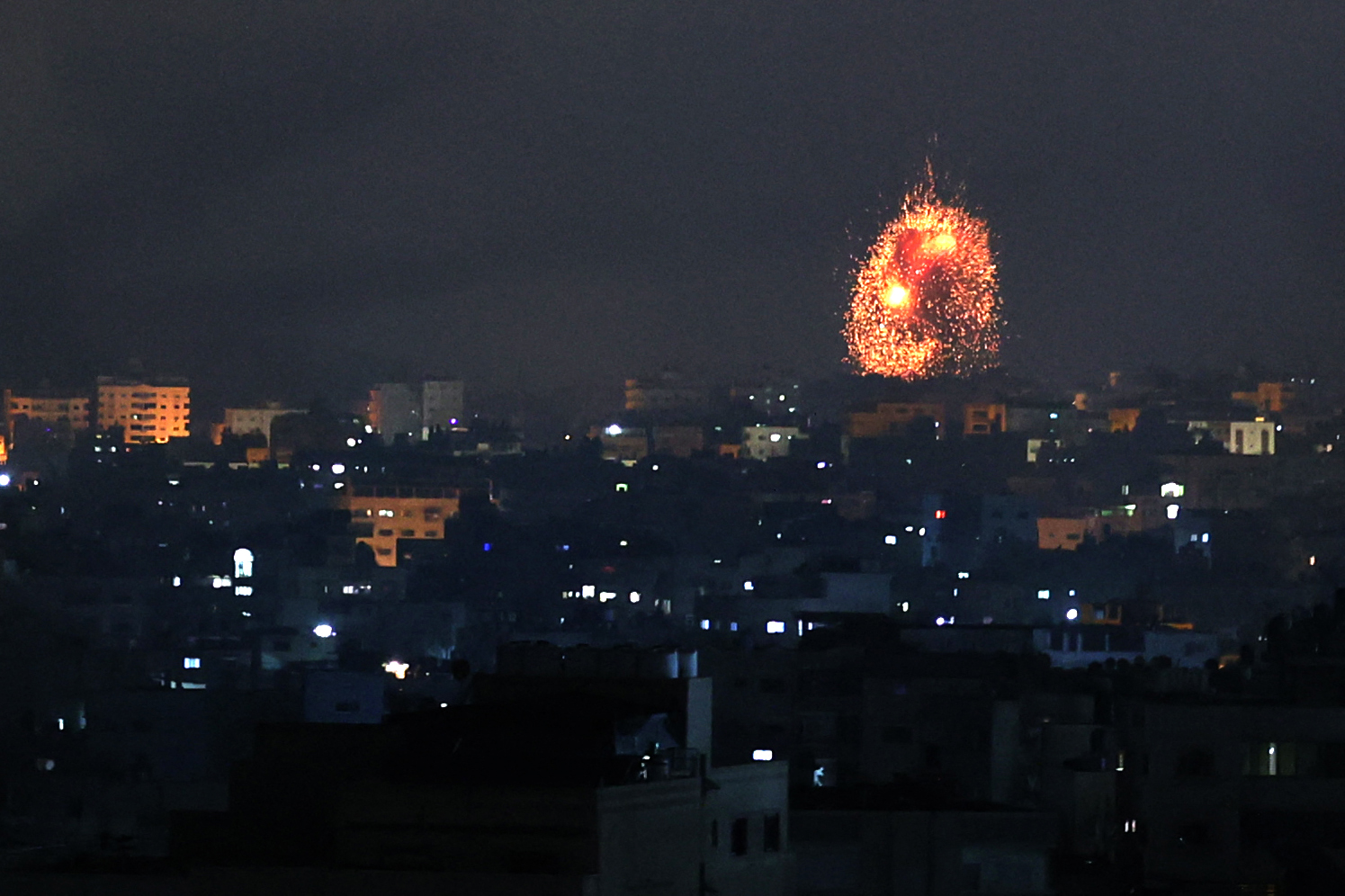 Faixa de Gaza atingida com 50 rondas de bombardeamentos durante 40 minutos