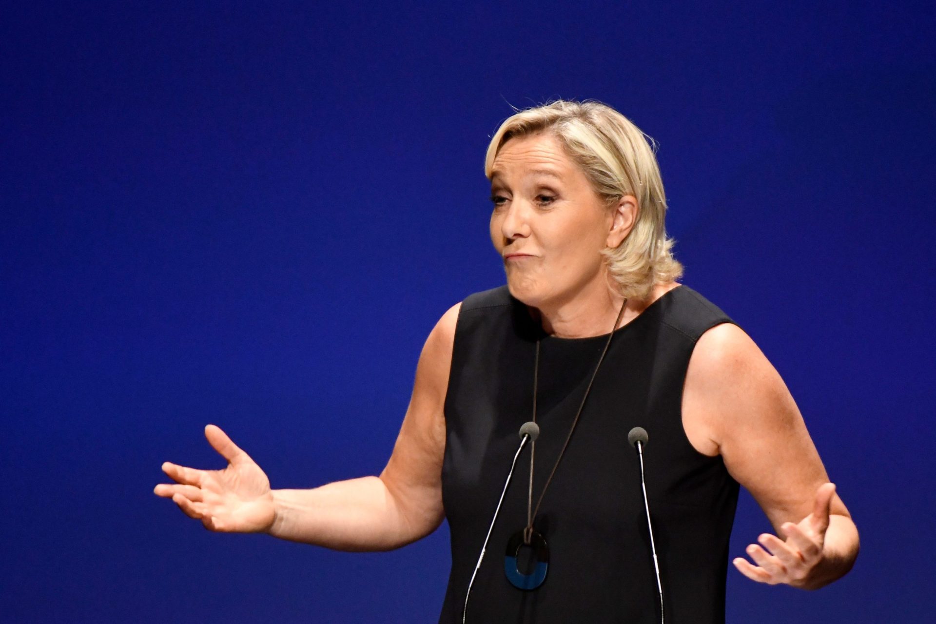 Partido de Le Pen desviou fundos europeus