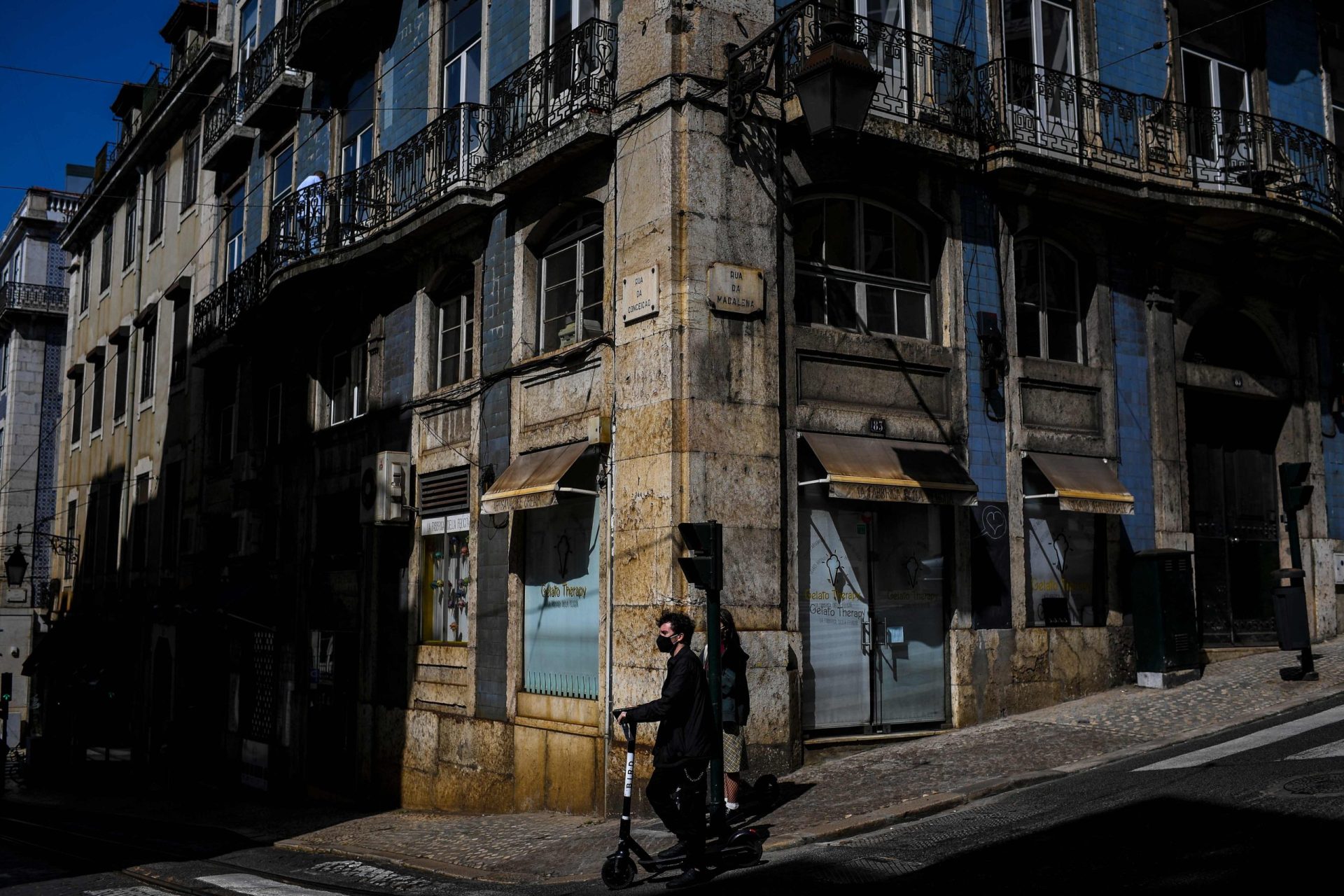 Número de internados por covid-19 desce, depois de três dias a subir