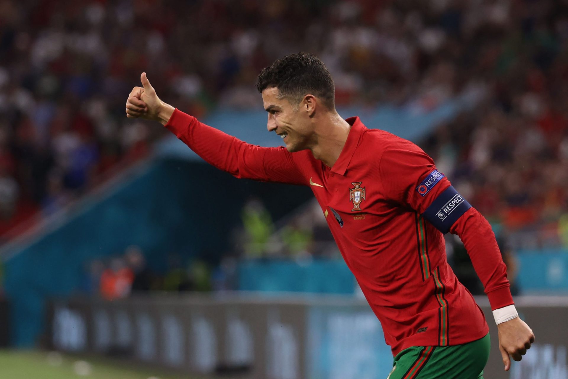 Portugal empata com França e segue para os oitavos de final do Euro