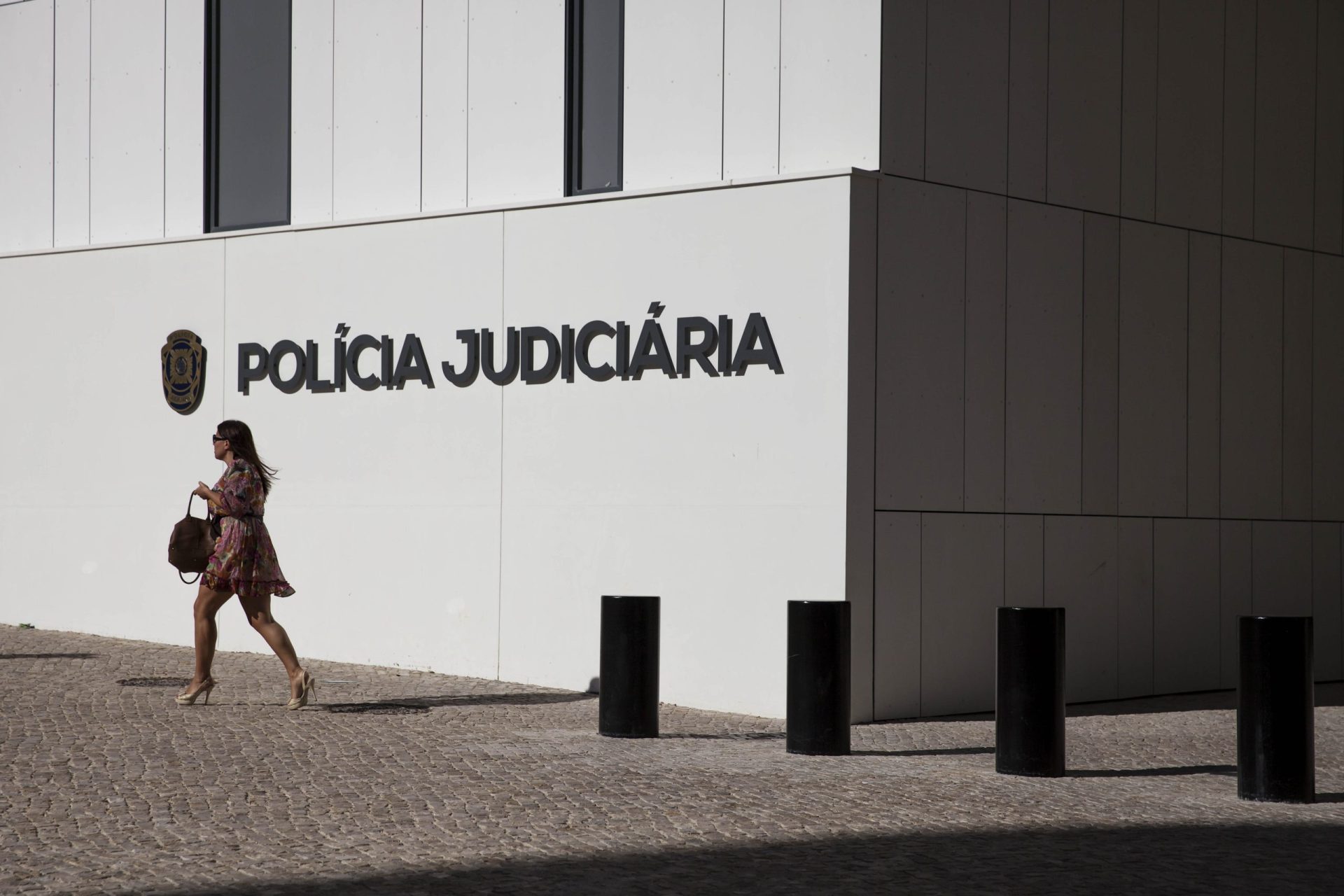 PJ afasta hipótese de crime em caso de corpo encontrado em ecoponto no Porto