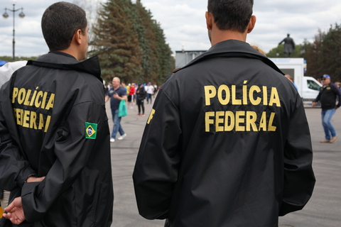 Polícia brasileira investiga grupo de traficantes internacionais suspeito de enviar droga em voo para Portugal