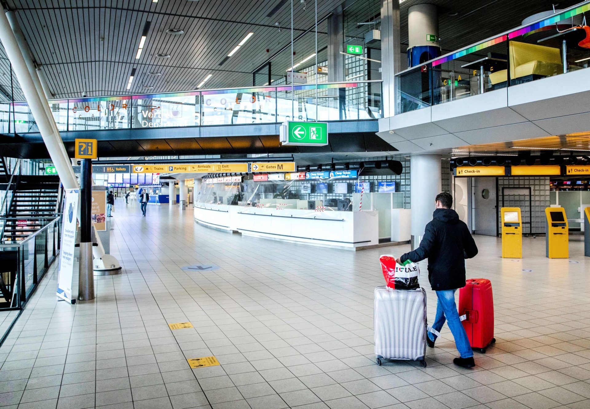 França pede teste com menos de 24h a quem viajar de Portugal